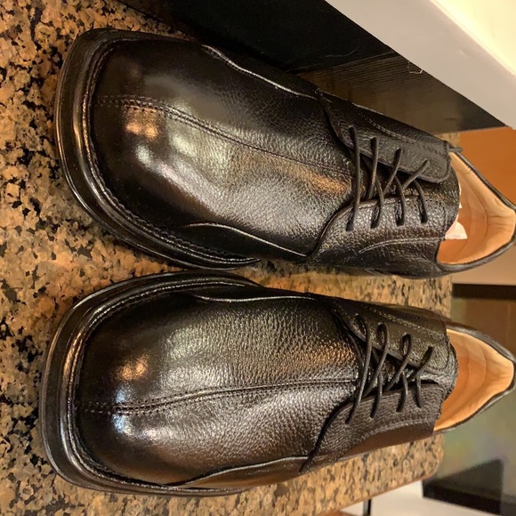 Belvedere Bay Bridge Black Dress Shoes - Picture 2 of 6